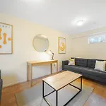 6 Double Bedroom House