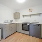 6 Double Bedroom House