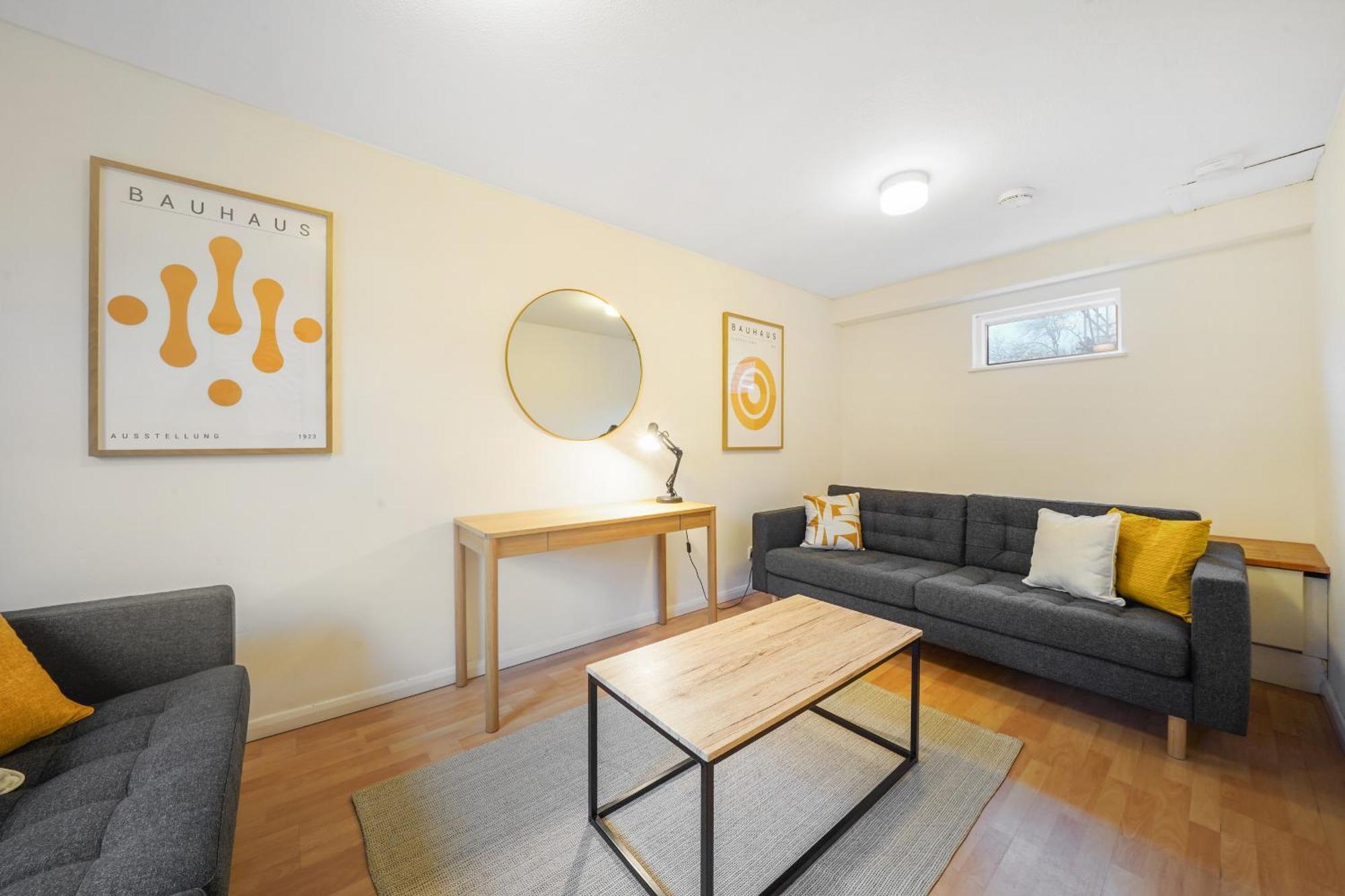 6 Double Bedroom House Hébergement de vacances Londres