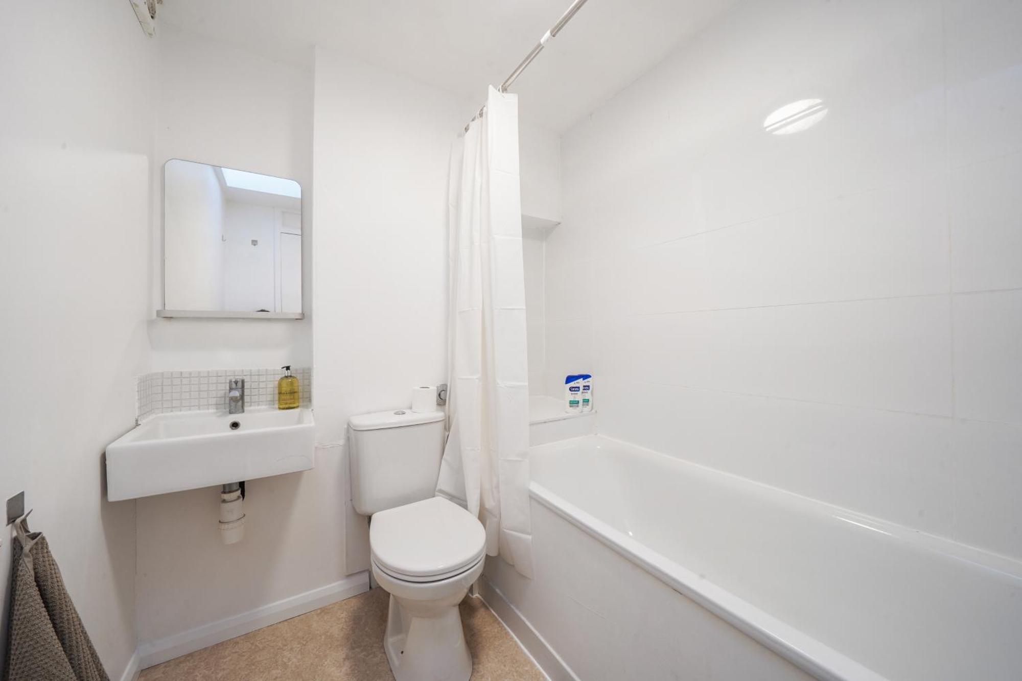 6 Double Bedroom House Сasa de vacaciones Londres