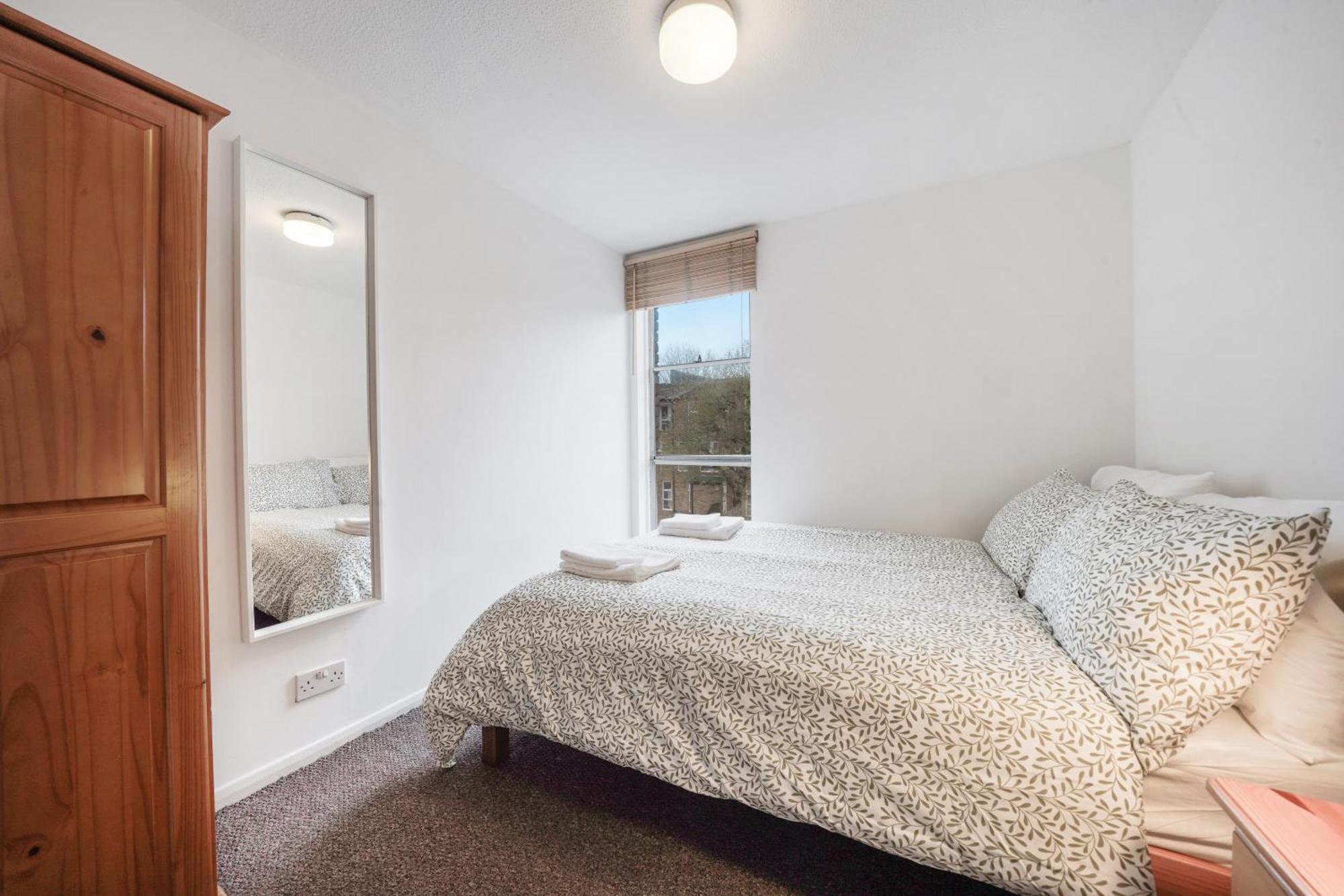 6 Double Bedroom House * Londres