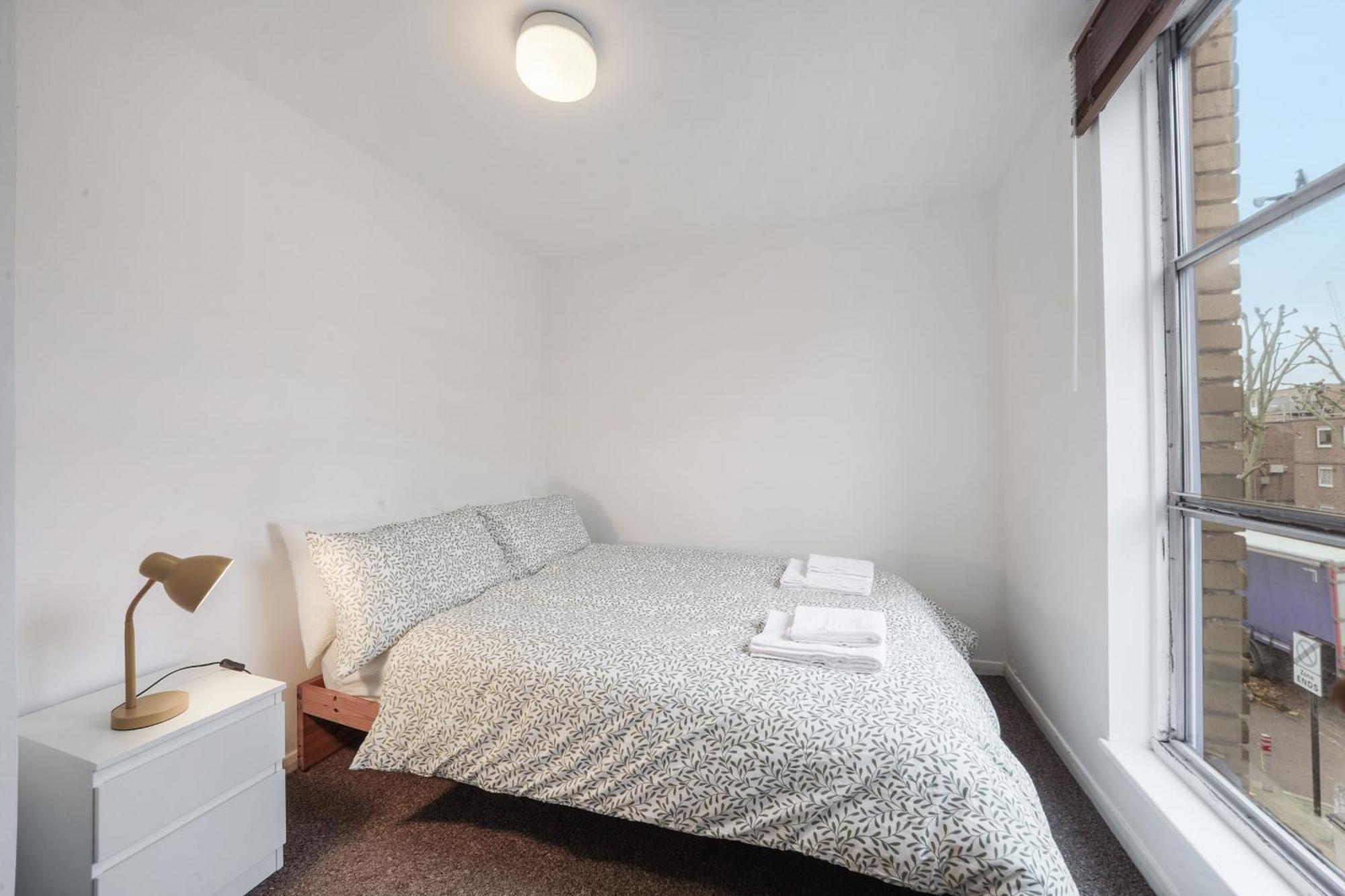 Сasa de vacaciones 6 Double Bedroom House Londres